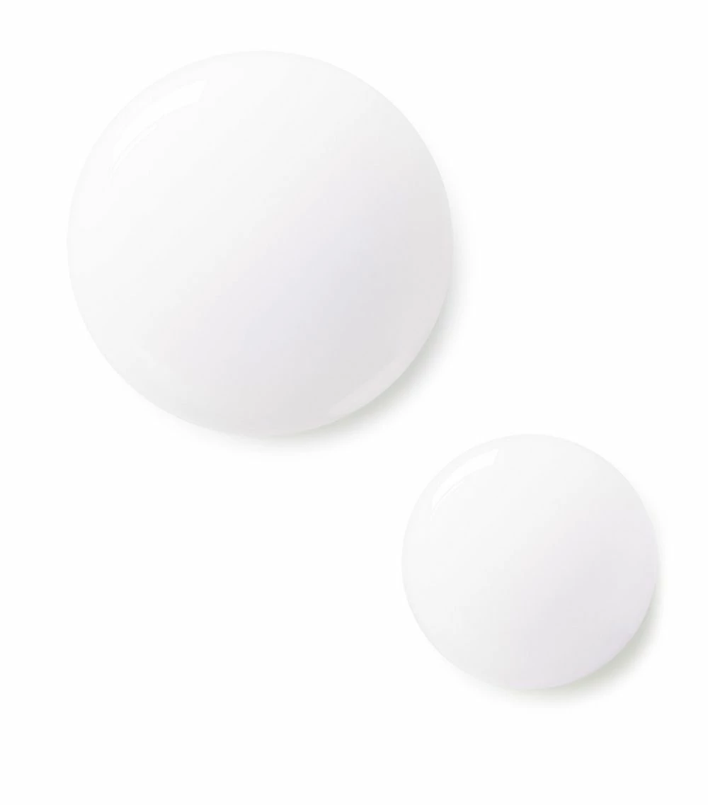 Diorsnow Essence of Light Brightening Milk Serum (30ml) Serums 3 Diorsnow Essence of Light Brightening Milk Serum (30ml) Serums - Image 3